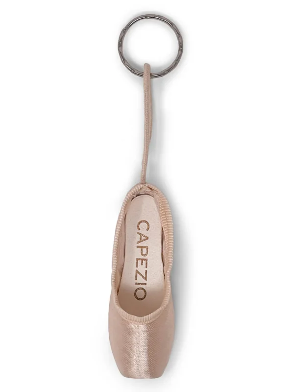 Pointe shoe keychain