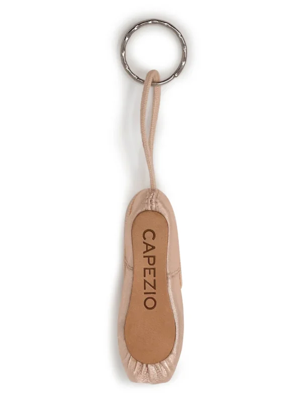 Pointe shoe keychain - Image 2
