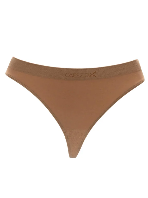 Seamless low rise thong